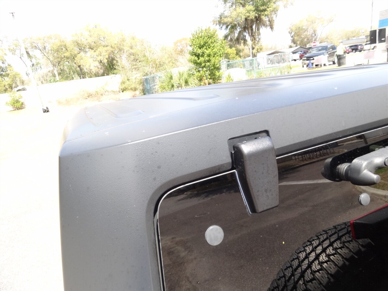 2017 Jeep Wrangler Unlimited Sahara   - Photo 25 - Deland, FL 32720