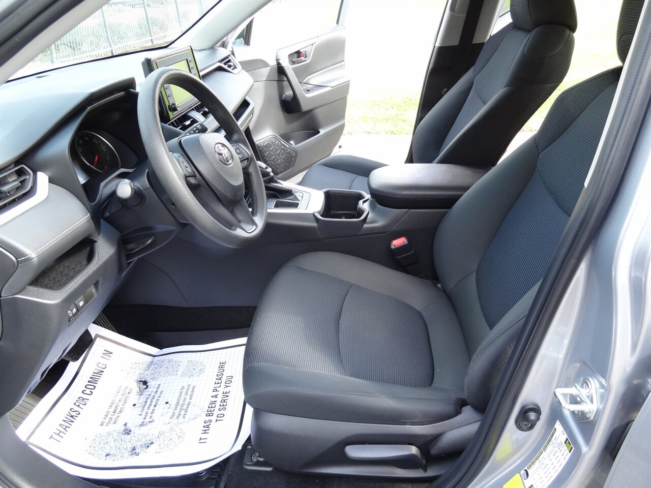 2022 Toyota RAV4 LE - Photo 29 - Deland, FL 32720