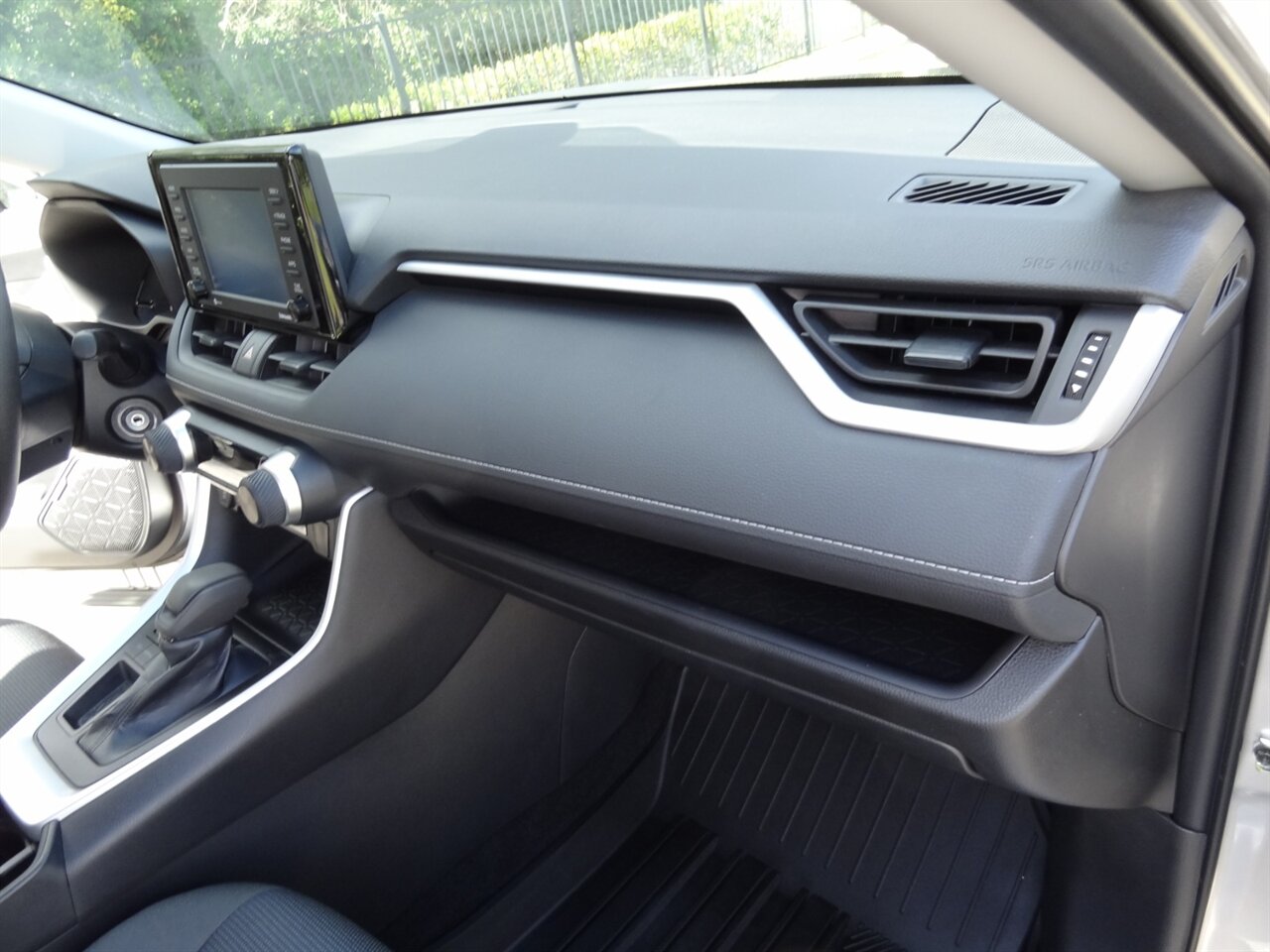 2022 Toyota RAV4 LE - Photo 41 - Deland, FL 32720