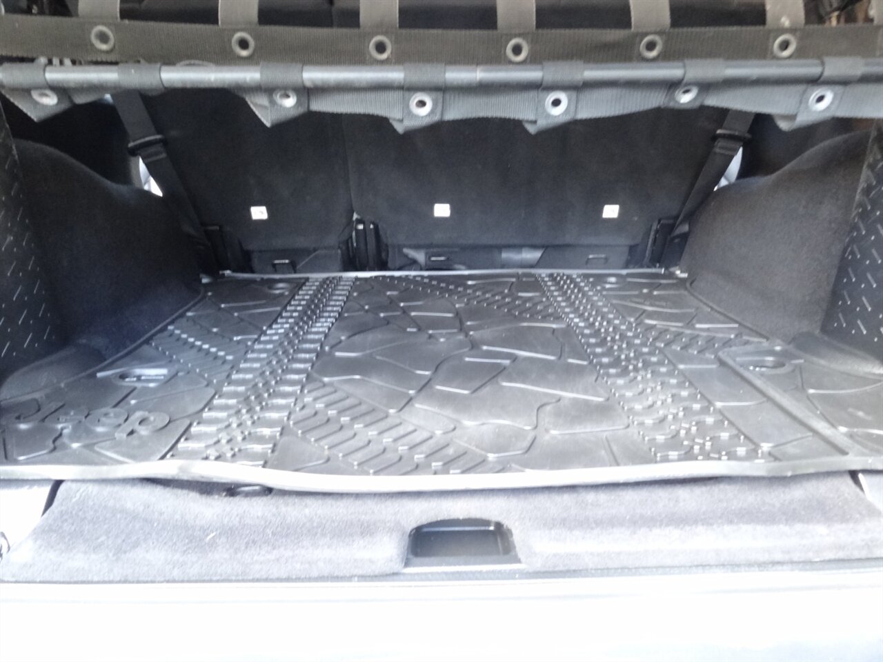 2016 Jeep Wrangler Unlimited Sport 4X4 - Photo 48 - Deland, FL 32720