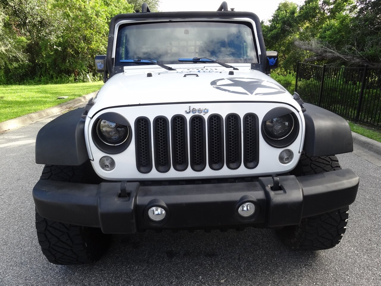 2016 Jeep Wrangler Unlimited Sport 4X4 - Photo 5 - Deland, FL 32720