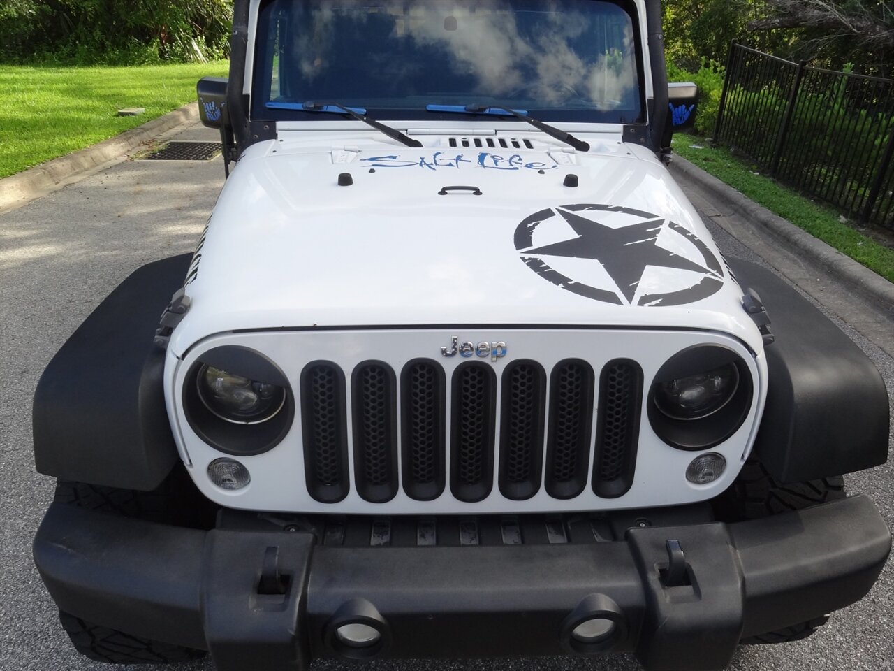 2016 Jeep Wrangler Unlimited Sport 4X4 - Photo 8 - Deland, FL 32720