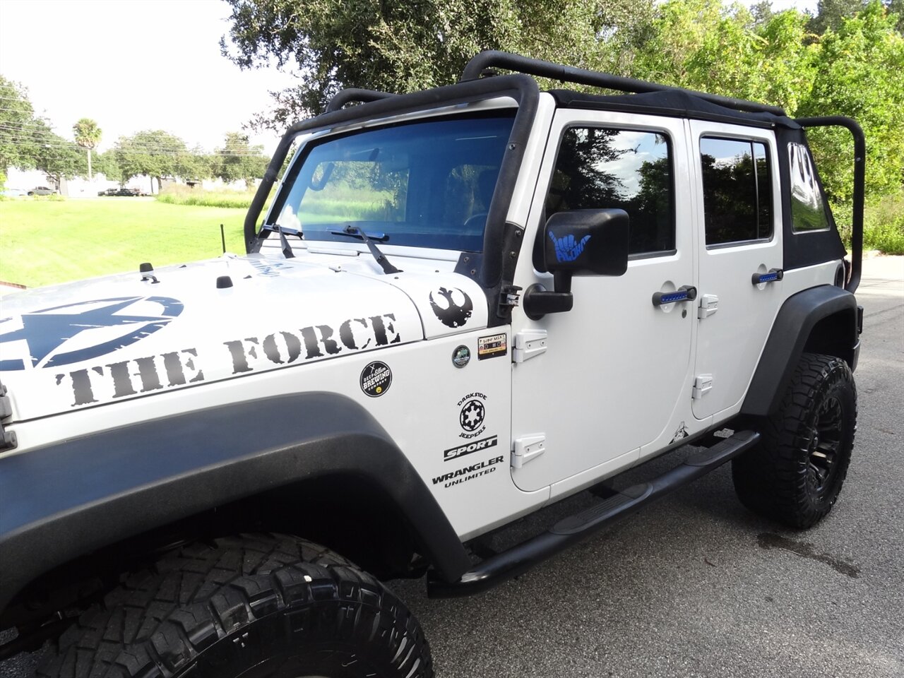 2016 Jeep Wrangler Unlimited Sport 4X4 - Photo 10 - Deland, FL 32720