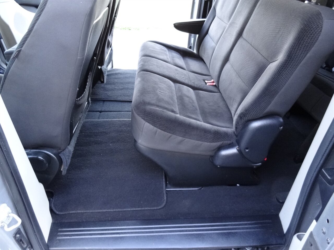 2019 Dodge Grand Caravan SE  Rear DVD entertainment - Photo 33 - Deland, FL 32720