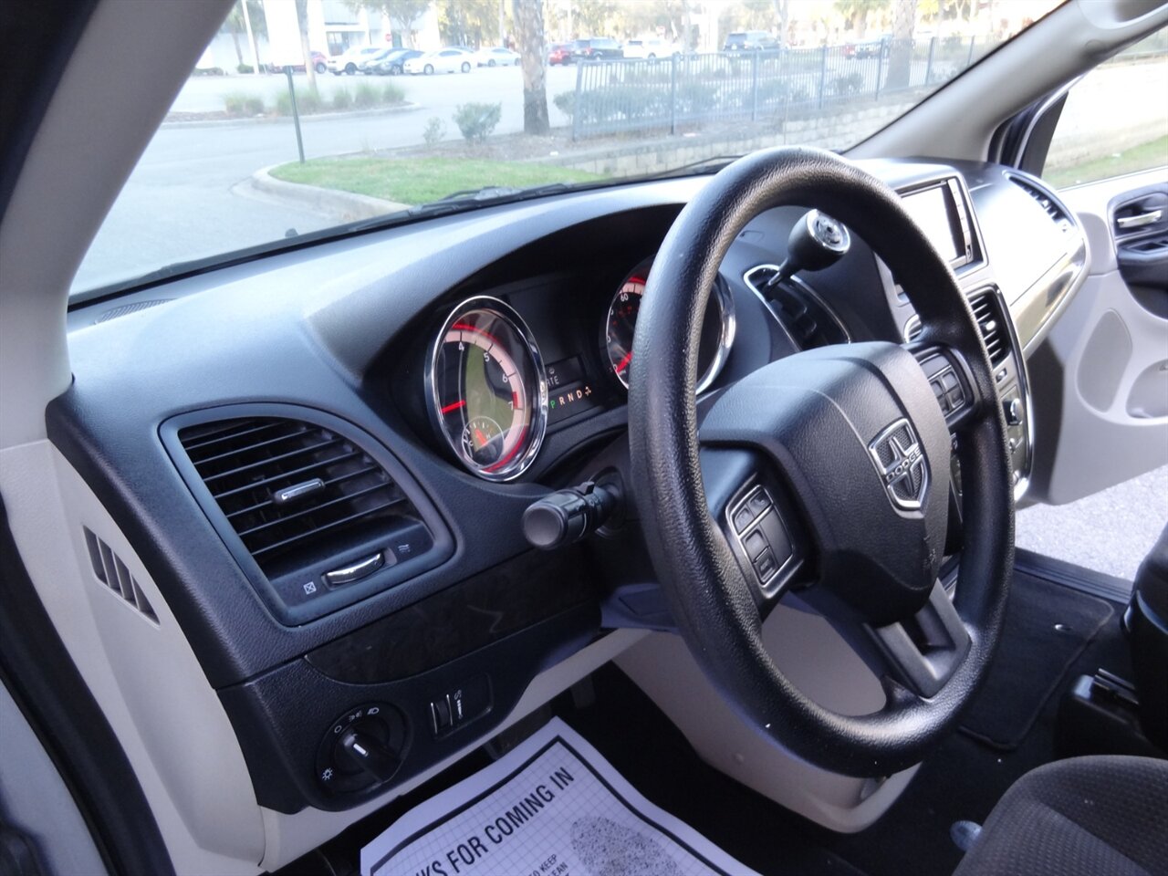 2019 Dodge Grand Caravan SE  Rear DVD entertainment - Photo 26 - Deland, FL 32720