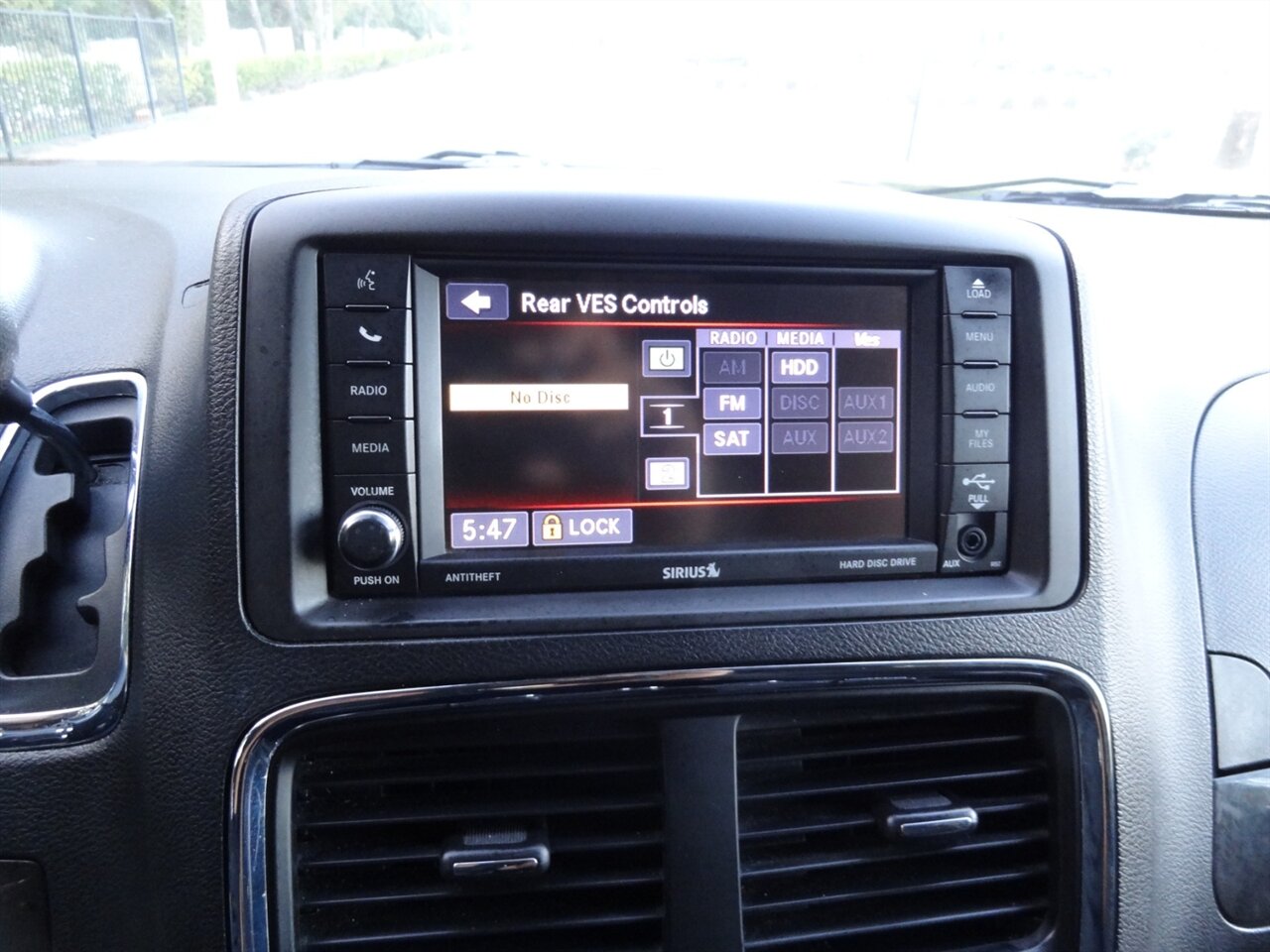 2019 Dodge Grand Caravan SE  Rear DVD entertainment - Photo 45 - Deland, FL 32720