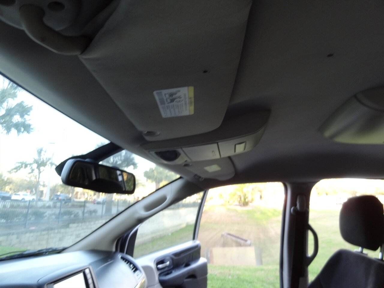 2019 Dodge Grand Caravan SE  Rear DVD entertainment - Photo 29 - Deland, FL 32720