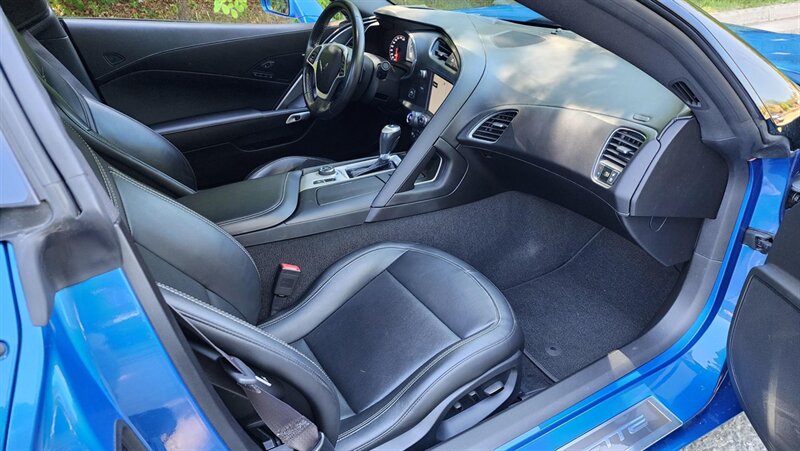 2014 Chevrolet Corvette Stingray   - Photo 13 - Manassas, VA 20112