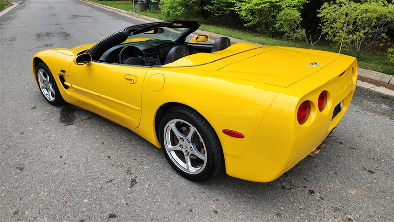 2003 Chevrolet Corvette   - Photo 15 - Manassas, VA 20112