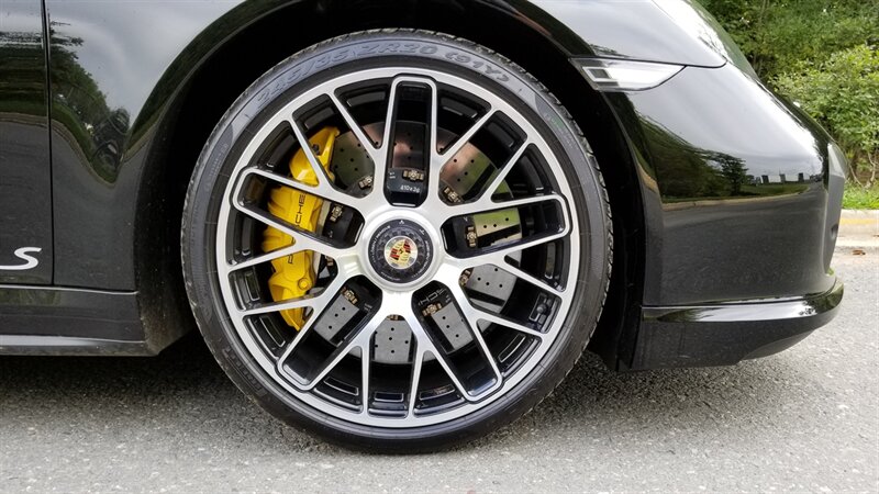 2016 Porsche 911 Turbo S   - Photo 20 - Manassas, VA 20112