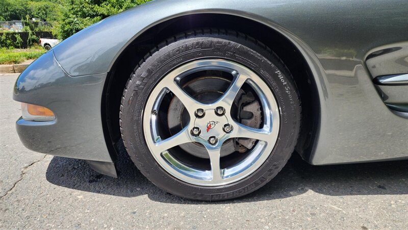 2003 Chevrolet Corvette   - Photo 9 - Manassas, VA 20112