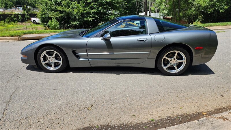 2003 Chevrolet Corvette   - Photo 6 - Manassas, VA 20112