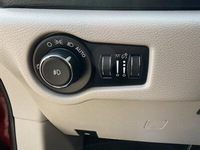 2018 Chrysler Pacifica Touring L - Photo 7 - Roosevelt, UT 84066