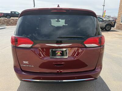 2018 Chrysler Pacifica Touring L - Photo 3 - Roosevelt, UT 84066