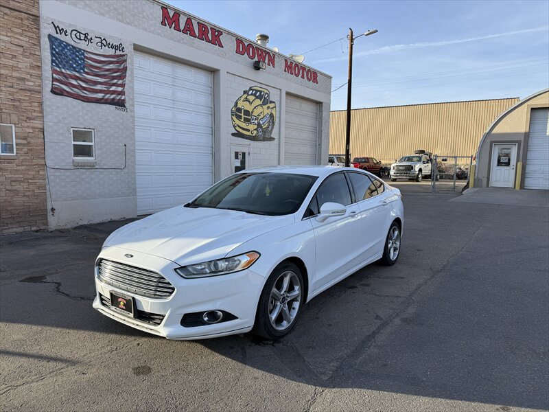 2016 Ford Fusion SE   - Photo 1 - Roosevelt, UT 84066