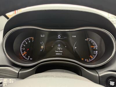 2022 Jeep Grand Cherokee WK Laredo E   - Photo 11 - Roosevelt, UT 84066