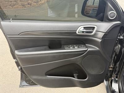 2022 Jeep Grand Cherokee WK Laredo E   - Photo 6 - Roosevelt, UT 84066