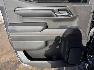 2024 GMC Sierra 1500 AT4 - Photo 16 - Roosevelt, UT 84066