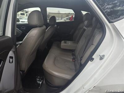 2014 Hyundai TUCSON SE   - Photo 9 - Garner, NC 27529