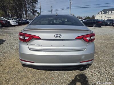 2017 Hyundai SONATA - Photo 6 - Garner, NC 27529