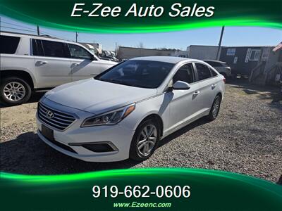 2017 Hyundai SONATA SE   - Photo 1 - Garner, NC 27529
