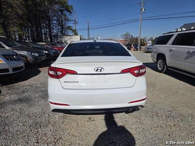 2017 Hyundai SONATA SE   - Photo 6 - Garner, NC 27529