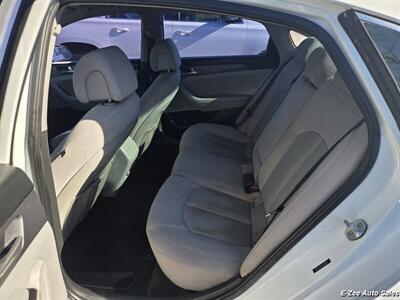 2017 Hyundai SONATA SE   - Photo 9 - Garner, NC 27529