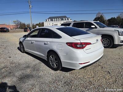 2017 Hyundai SONATA SE   - Photo 5 - Garner, NC 27529