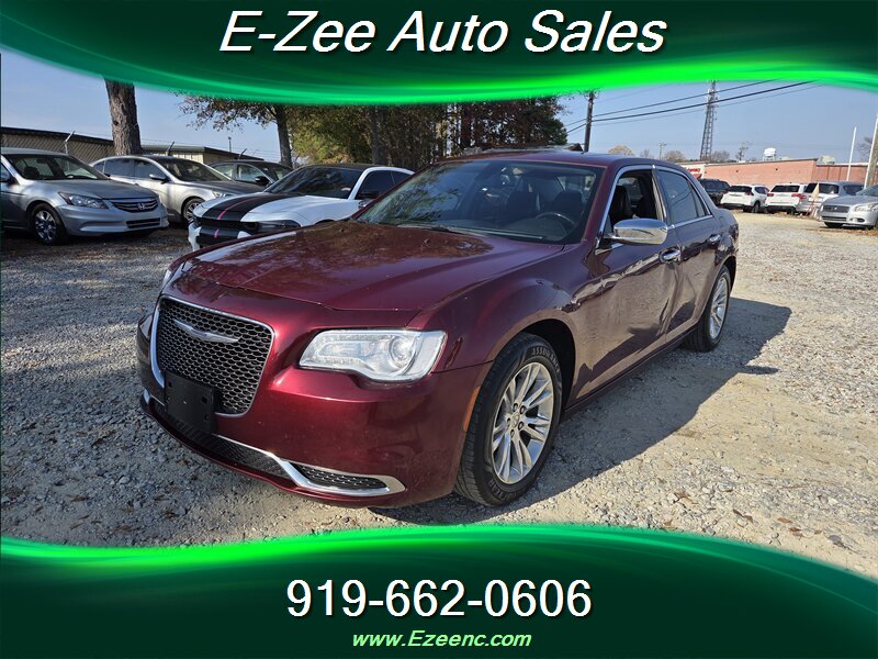 2016 Chrysler 300C   - Photo 1 - Garner, NC 27529