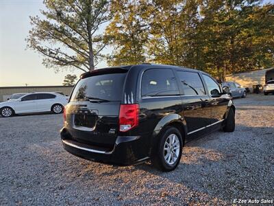 2019 Dodge Grand Caravan SXT   - Photo 4 - Garner, NC 27529