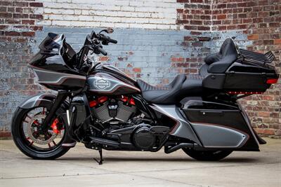 2022 Harley-Davidson Custom CUSTOM ROAD GLIDE   - Photo 4 - Orlando, FL 32820