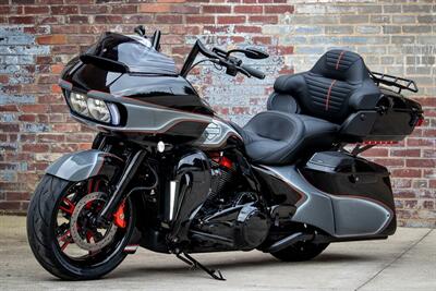 2022 Harley-Davidson Custom CUSTOM ROAD GLIDE   - Photo 2 - Orlando, FL 32820