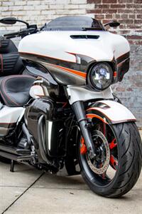 2021 Harley-Davidson Touring CUSTOM STREET GLIDE ULTRA CONVERTIBLE   - Photo 19 - Orlando, FL 32820
