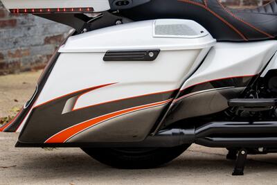 2021 Harley-Davidson Touring CUSTOM STREET GLIDE ULTRA CONVERTIBLE   - Photo 26 - Orlando, FL 32820