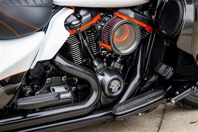 2021 Harley-Davidson Touring CUSTOM STREET GLIDE ULTRA CONVERTIBLE   - Photo 18 - Orlando, FL 32820
