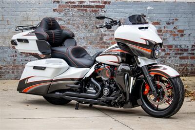 2021 Harley-Davidson Touring CUSTOM STREET GLIDE ULTRA CONVERTIBLE   - Photo 33 - Orlando, FL 32820