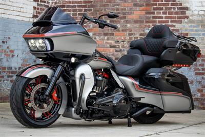 2022 Harley-Davidson Custom FLTRK   - Photo 1 - Orlando, FL 32820