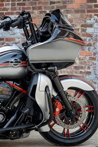 2022 Harley-Davidson Custom FLTRK   - Photo 21 - Orlando, FL 32820