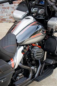 2022 Harley-Davidson Custom FLTRK   - Photo 17 - Orlando, FL 32820