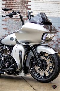 2021 Harley-Davidson Custom FLTRX CUSTOM ROAD GLIDE  SILVER BULLET - Photo 14 - Orlando, FL 32820