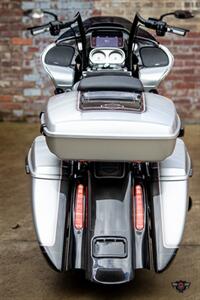 2021 Harley-Davidson Custom FLTRX CUSTOM ROAD GLIDE  SILVER BULLET - Photo 7 - Orlando, FL 32820