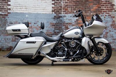 2021 Harley-Davidson Custom FLTRX CUSTOM ROAD GLIDE  SILVER BULLET - Photo 4 - Orlando, FL 32820