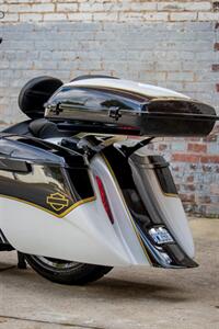 2022 Harley-Davidson Custom CUSTOM ROAD GLIDE  GOLD MEMBER - Photo 8 - Orlando, FL 32820