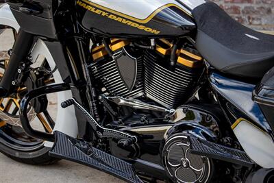 2022 Harley-Davidson Custom CUSTOM ROAD GLIDE  GOLD MEMBER - Photo 12 - Orlando, FL 32820