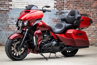 2021 Harley-Davidson Touring CUSTOM ULTRA LIMITED  SANGRIA FADE - Photo 3 - Orlando, FL 32820