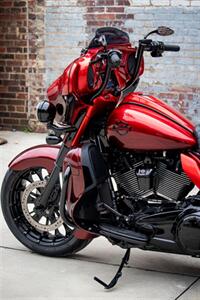2021 Harley-Davidson Touring CUSTOM ULTRA LIMITED  SANGRIA FADE - Photo 12 - Orlando, FL 32820