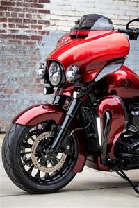 2021 Harley-Davidson Touring CUSTOM ULTRA LIMITED  SANGRIA FADE - Photo 8 - Orlando, FL 32820