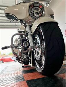 2014 Harley-Davidson Custom CUSTOM ROAD GLIDE SPECIAL   - Photo 3 - Orlando, FL 32820