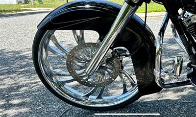 2014 Harley-Davidson Custom MINT CONDITION BLACK MAGIC STREET GLIDE SPECIAL   - Photo 10 - Orlando, FL 32820