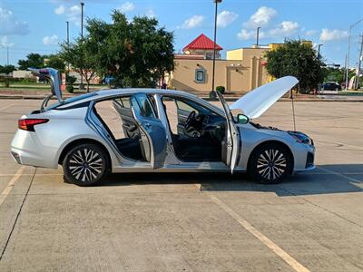 2023 Nissan Altima 2.5 SV   - Photo 12 - Houston, TX 77082